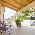 Roso - Zf Hvar *
