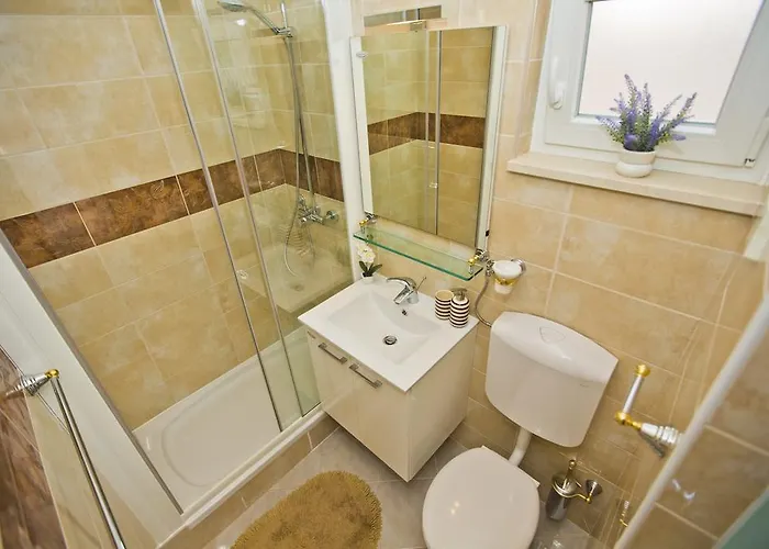 Roso - Zf Hvar Hvar Town