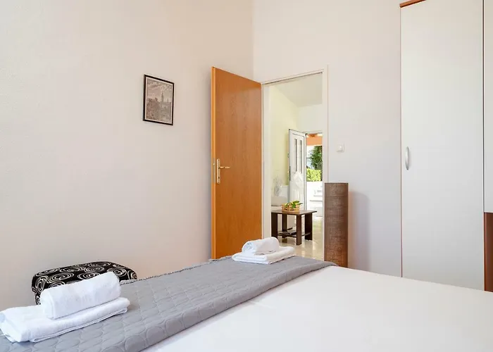 Roso - Zf Hvar Apartment