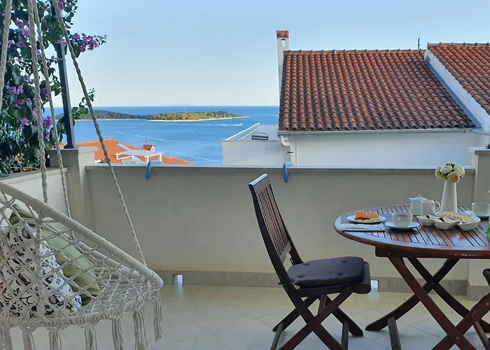 Roso - Zf Hvar Hvar Town